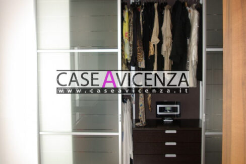 1163887_004__sg100681_wmk_0