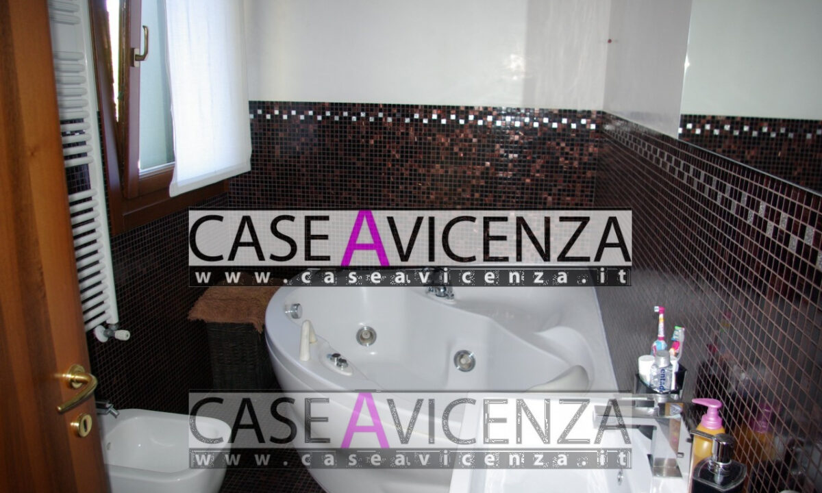 1163887_008__sg100686_wmk_0