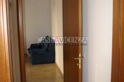 1612471_008__sg105198