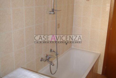 1612471_010__sg105201