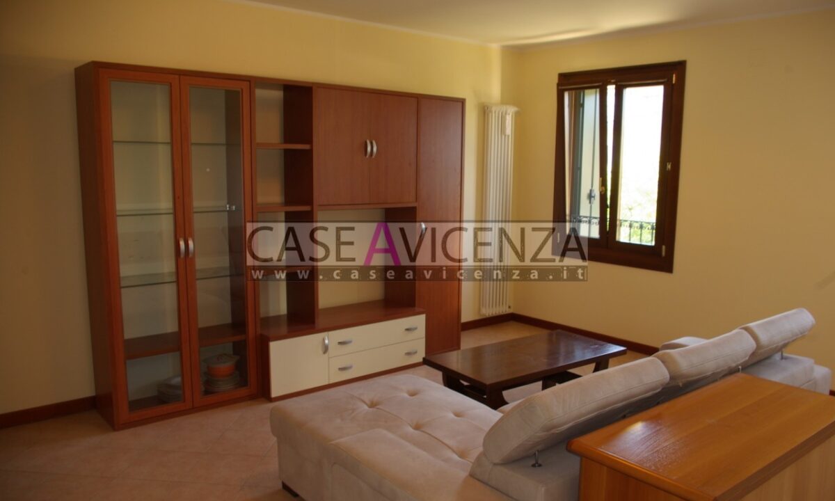 1842746_002__sg107856