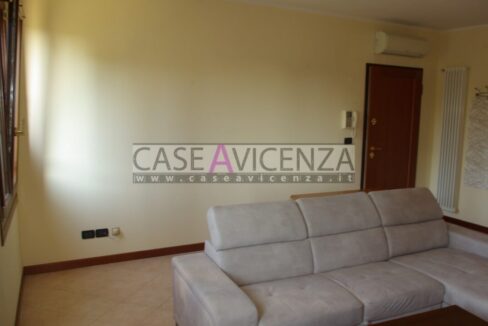 1842746_003__sg107857