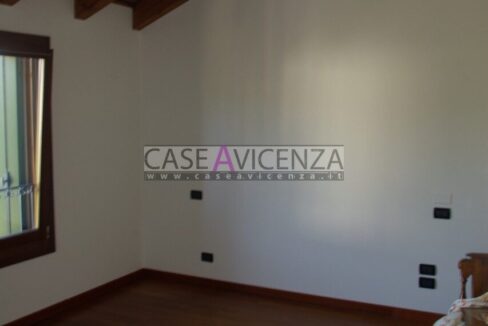 1842746_007__sg107863