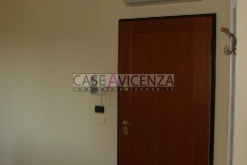 1842746_009__sg107854