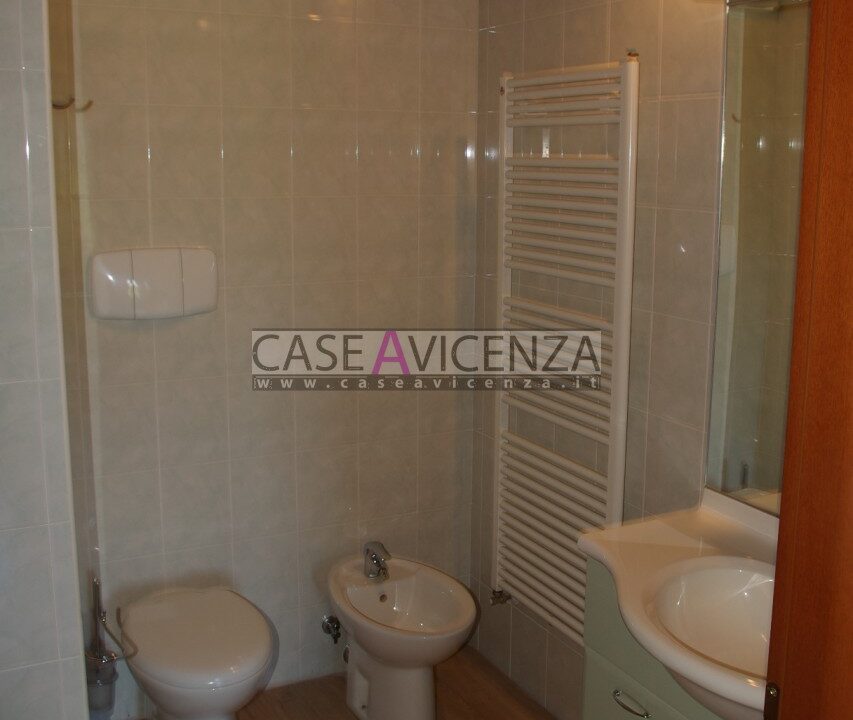 1842746_011__sg107861