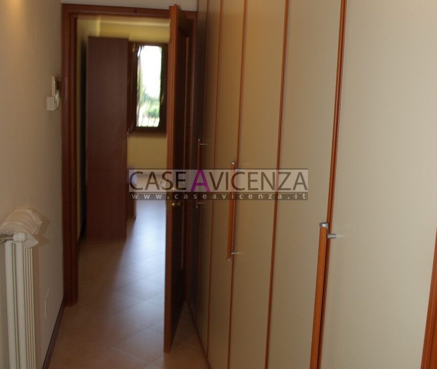 1842746_013__sg107876