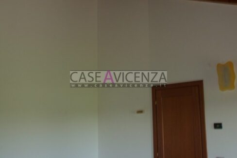 1842746_016__sg107866