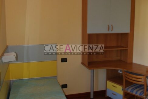 1842746_017__sg107869