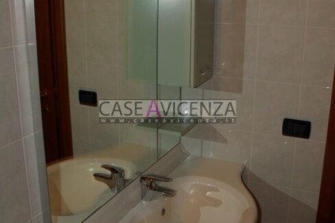 1842746_020__sg107872