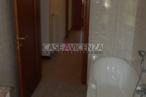 1842746_024__sg107877