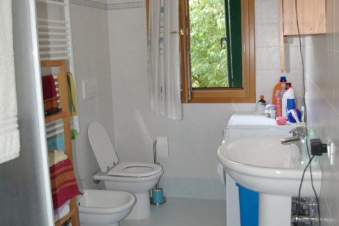 4436169_006__bagno