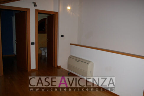 4639715_012__sg105932_wmk_0