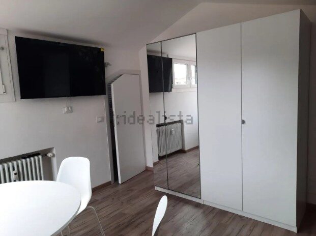 4651003_004__armadio_pd