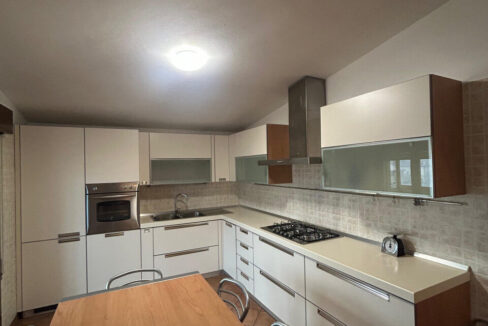 4804929_000__5_cucina_wmk_0