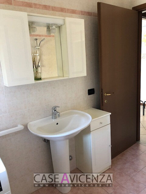 4901182_004__4_wmk_0